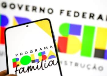 Novo Bônus de R$ 300 no Bolsa Família para Mães: Entenda Como Funciona (Fonte: UOL)