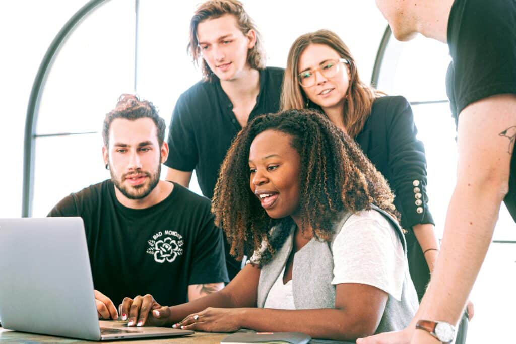 imagem com equipe que aprendeu os Valores olímpicos