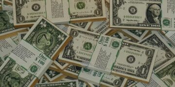 INCRÍVEL: Dólar alcança maior cotação em dois anos; descubra como investir na moeda! (Fonte: Pixabay)