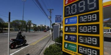 MP Impacta Preço da Gasolina: Aumentos de até 7% esperados (Fonte: Google)