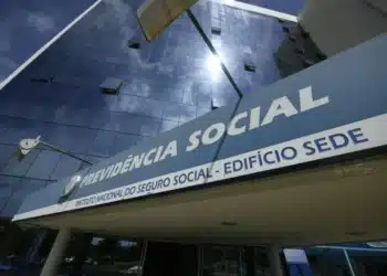 Previdência Social emite alerta quanto a pagamento antecipado do INSS em junho.