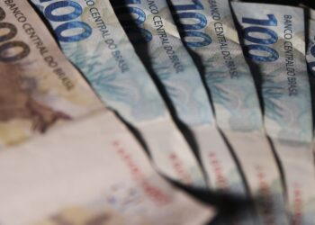 imagem do dinheiro para falar do novo reajuste salarial