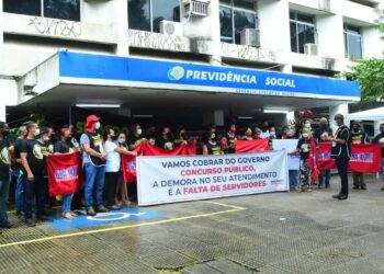 Servidores do INSS entram em greve em busca de melhor salário e valorização!