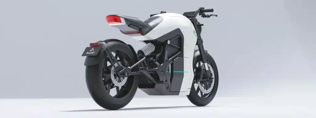 c600