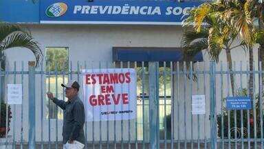 Greve do INSS enfrenta dificuldades.