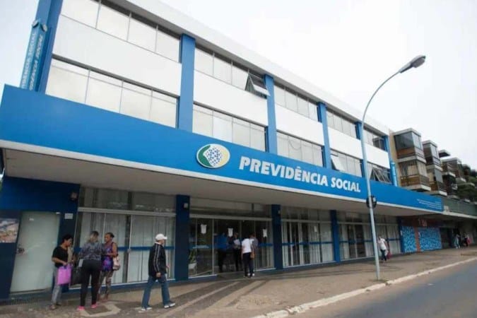 imagem mostra a fachada do INSS para falar da greve dos servidores