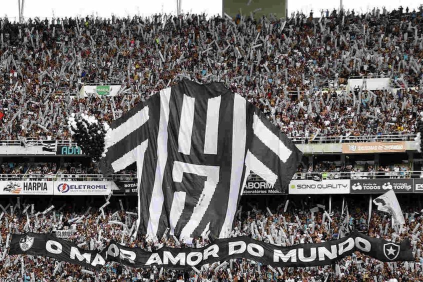 De onde vem a fortuna do Botafogo? Desvende as finanças do clube mais gastador da temporada! (Fonte: Istoé)