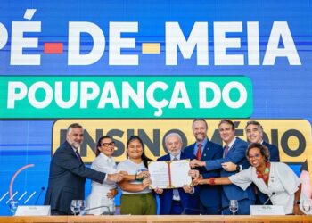 imagem do logo Pé de Meia
