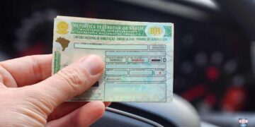imagem de uma carteira de hablitação para falar do Renove sua CNH
