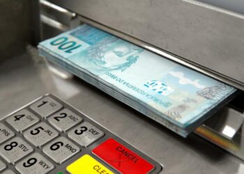 Descubra como a antecipação do 13º salário pode mudar sua vida financeira