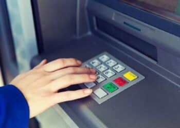 O benefício PIS/PASEP de até R$ 1.412,00 foi liberado