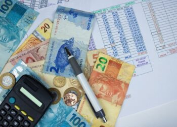 Aposentadoria especial: benefício para trabalhadores expostos a condições insalubres se aposentarem mais cedo