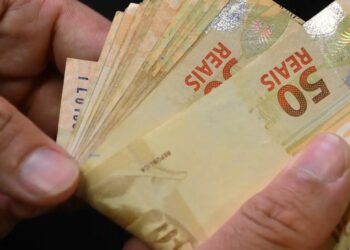 O INSS liberou um monte de dinheiro para pagar aposentados e pensionistas que ganharam ações contra o órgão