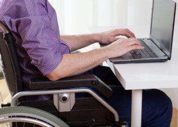 O auxílio-inclusão é um benefício que incentiva pessoas com deficiência a ingressarem no mercado de trabalho