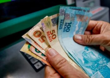 Nova lei permite aposentadoria aos 55 anos para trabalhos insalubres