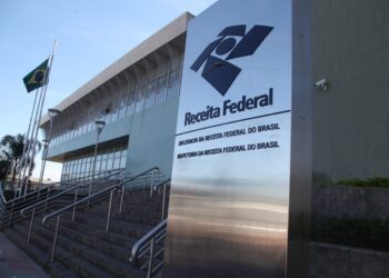 Novos golpes de falsos leilões usam o nome da Receita Federal