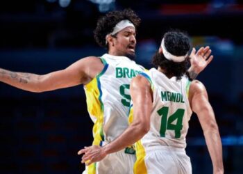 imagem da seleção brasileira de basquete masculino