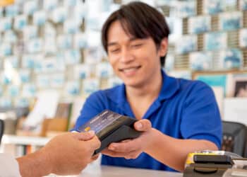 Descubra Agora qual cartão de crédito oferece limite inicial de R$ 1000! Veja aqui