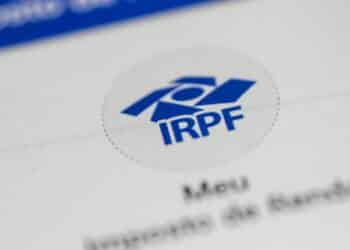 APP IRPF - 23-03-2018 - A Receita Federal tem um aplicativo próprio para facilitar o envio da declaração do Imposto de Renda. O APP Meu Imposto de Renda pode ser utilizado em dispositivos móveis, tais como tablets e smartphones.
