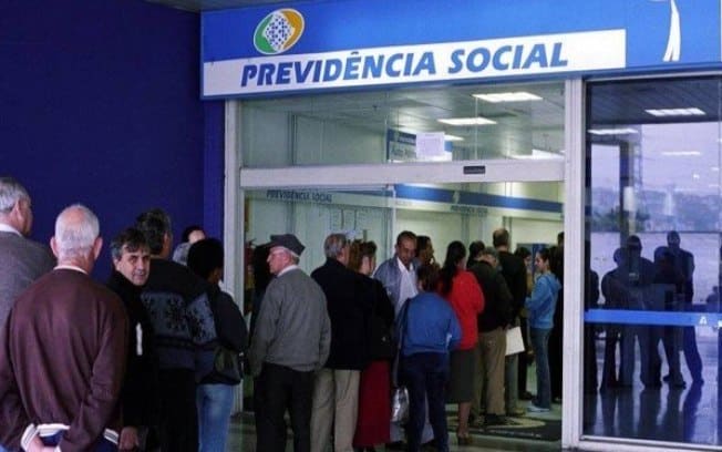 Servidores dão incício a greve no INSS! 