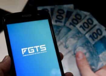 Mudanças nos saques do FGTS estão em discussão.