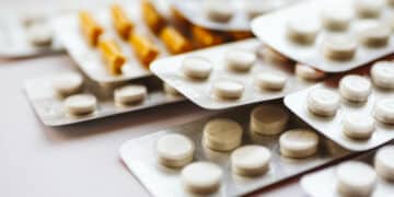 Paracetamol vs. Dipirona: Qual é o Verdadeiro Perigo? Descubra a Polêmica! (Fonte: Shutterstock)