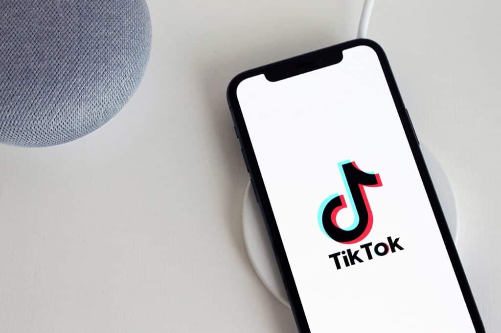 Geração Z: Como o TikTok está Mudando sua Busca por Empregos (e o Mercado de Trabalho) (Fonte: Pixabay)