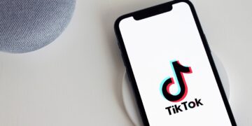 Geração Z: Como o TikTok está Mudando sua Busca por Empregos (e o Mercado de Trabalho) (Fonte: Pixabay)