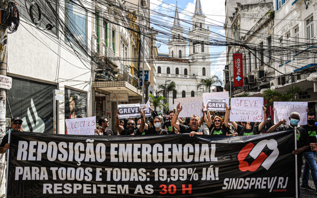 Greve do INSS sem previsão de encerrar!