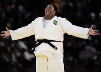 A judoca Beatriz Souza fez história ao conquistar a primeira medalha de ouro do Brasil nas Olimpíadas de Paris-2024