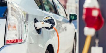 Os carros elétricos são o futuro do mercado automotivo brasileiro. Conheça os modelos mais vendidos em 2024.