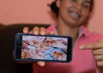 Jovens de 14 a 24 anos podem se inscrever no CRAS e receber auxílio-custo de até R$ 9.200