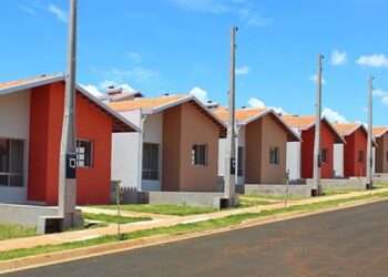 Saiba mais sobre o programa habitacional brasileiro Minha Casa, Minha Vida, suas regras e novidades para 2024.