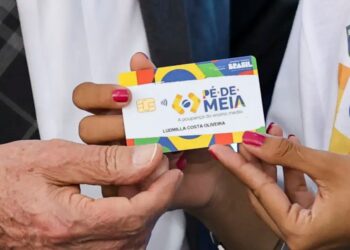 Estudantes elegíveis ao programa Pé-de-Meia tem sido vítimas de golpes