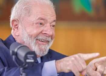 Novas diretrizes do Ministério do Trabalho para trabalho em feriados no Brasil. Saiba como funcionará a partir de janeiro de 2025.