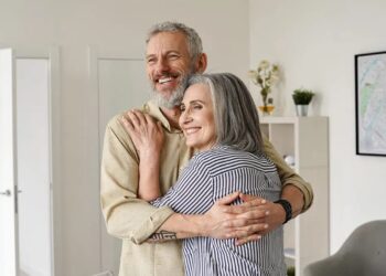 Conheça os direitos dos idosos no Brasil, garantidos por leis como o Estatuto do Idoso, e saiba como usufruir deles.