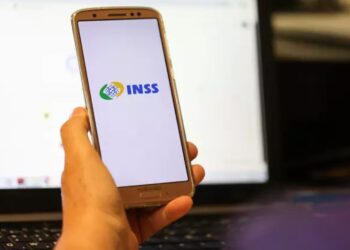 O Benefício de Prestação Continuada (BPC) é um benefício mensal de um salário mínimo devido a idosos acima de 65 anos