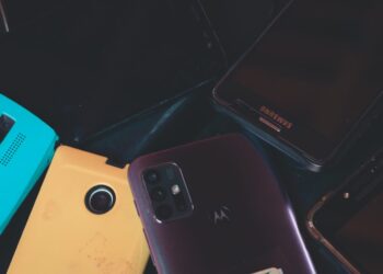Descubra os melhores smartphones com câmeras incríveis de 2024. Encontre modelos que cabem no seu bolso e tire fotos profissionais facilmente!