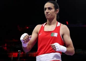 A boxeadora Imane Khelif nas Olímpias de 2024: vitória, polémica e transfobia