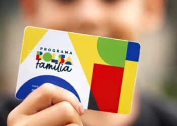 Saiba tudo sobre o adicional de R$ 150 no Bolsa Família em Agosto e descubra como receber esse benefício extra. Informações atualizadas.