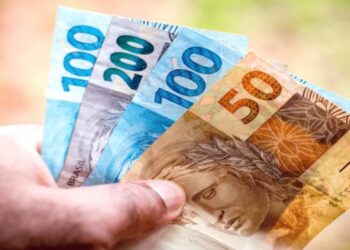 O Bolsa do Povo SP é um programa do governo de São Paulo que oferece benefícios financeiros