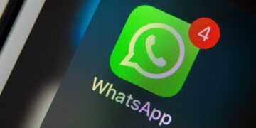 WhatsApp Revoluciona: Agora Você Pode Enviar Perguntas em Áudio para a Meta AI! (Fonte: Shutterstock)