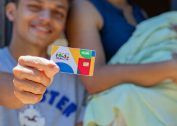 o-bolsa-familia-foi-bloqueado-ou-suspenso?-saiba-em-que-situacao-e-possivel-receber-mensalidades-atrasadas