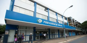 STF Retoma Julgamento da "Revisão da Vida Toda" para Aposentados do INSS