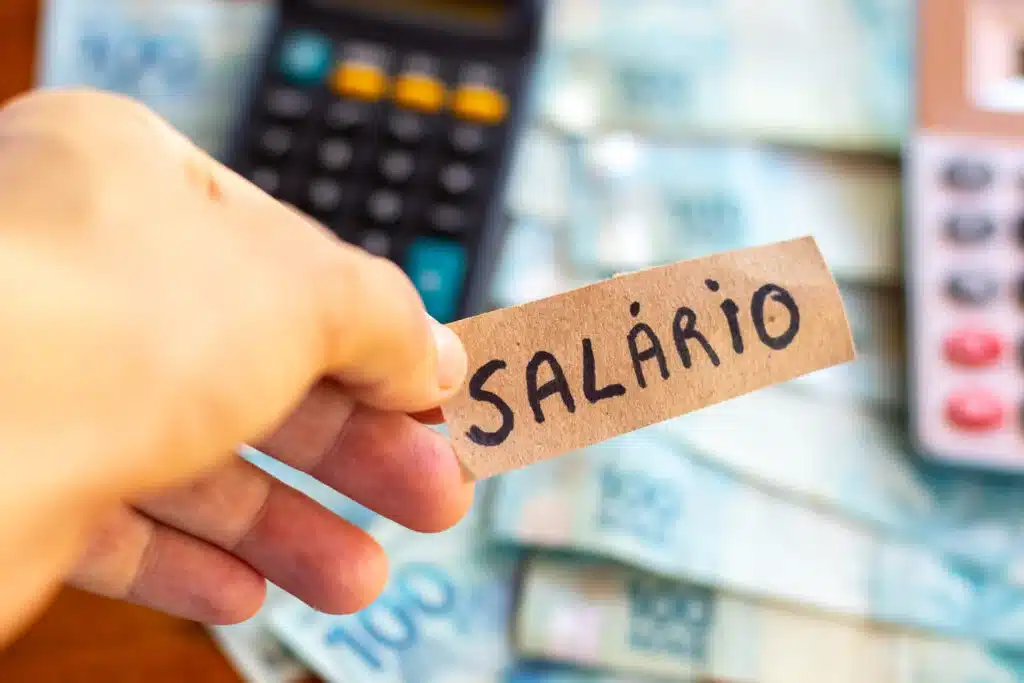 Descubra como recebe o salário do CadÚnico! 