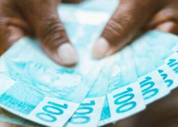 Encontre facilmente seu empréstimo pessoal com o Serasa Crédito. Comparar ofertas de várias instituições financeiras é fácil e rápido!