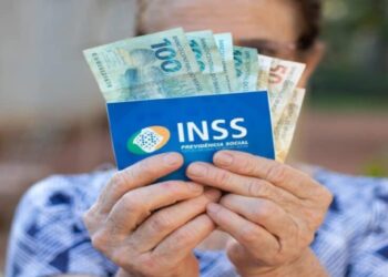 Descubra as novas regras do crédito consignado INSS a partir de 2025, oferecendo mais liberdade de escolha e proteção aos aposentados!