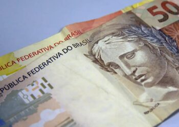 Microempreendedores Individuais (MEIs) têm acesso a benefícios do INSS, incluindo diferentes tipos de aposentadoria. Saiba como se aposentar!