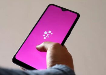 Campanha da Serasa oferece descontos de até 90% para renegociação de dívida de até R$ 100. Saiba como participar e regularizar!