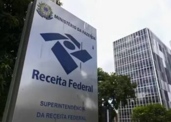 Evite multas e complicações futuras: regularize suas pendências fiscais com a Receita Federal! Confira os tipos de declarações omitidas!